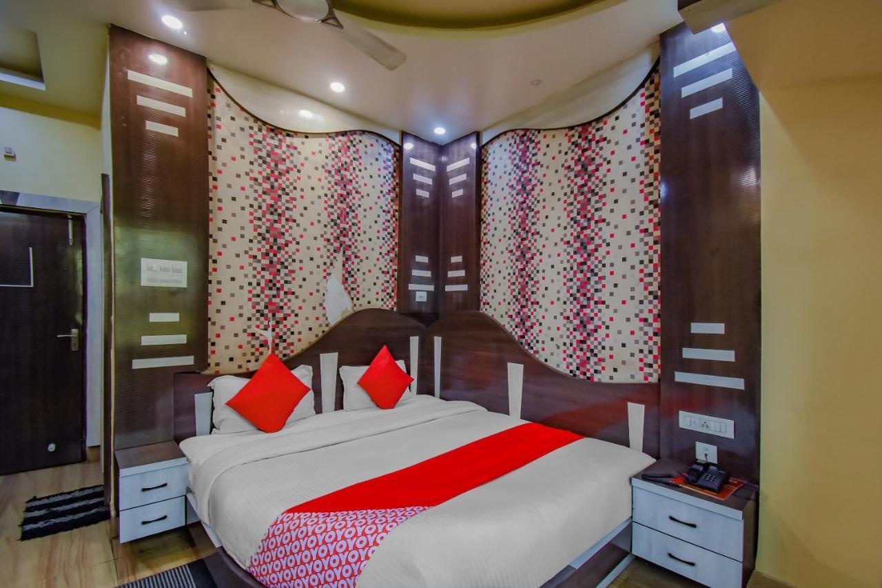 OYO 1851 Hotel Sefali Deluxe- Hygiene Ensured Calcutta Buitenkant foto